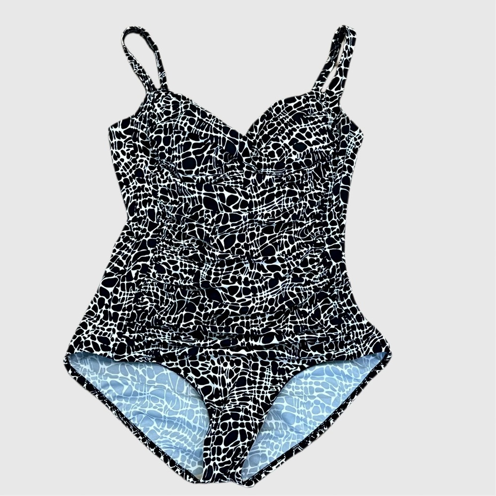Miraclesuit Tummy Control Slimming Animal Print One Piece Swimsuit - Size 16